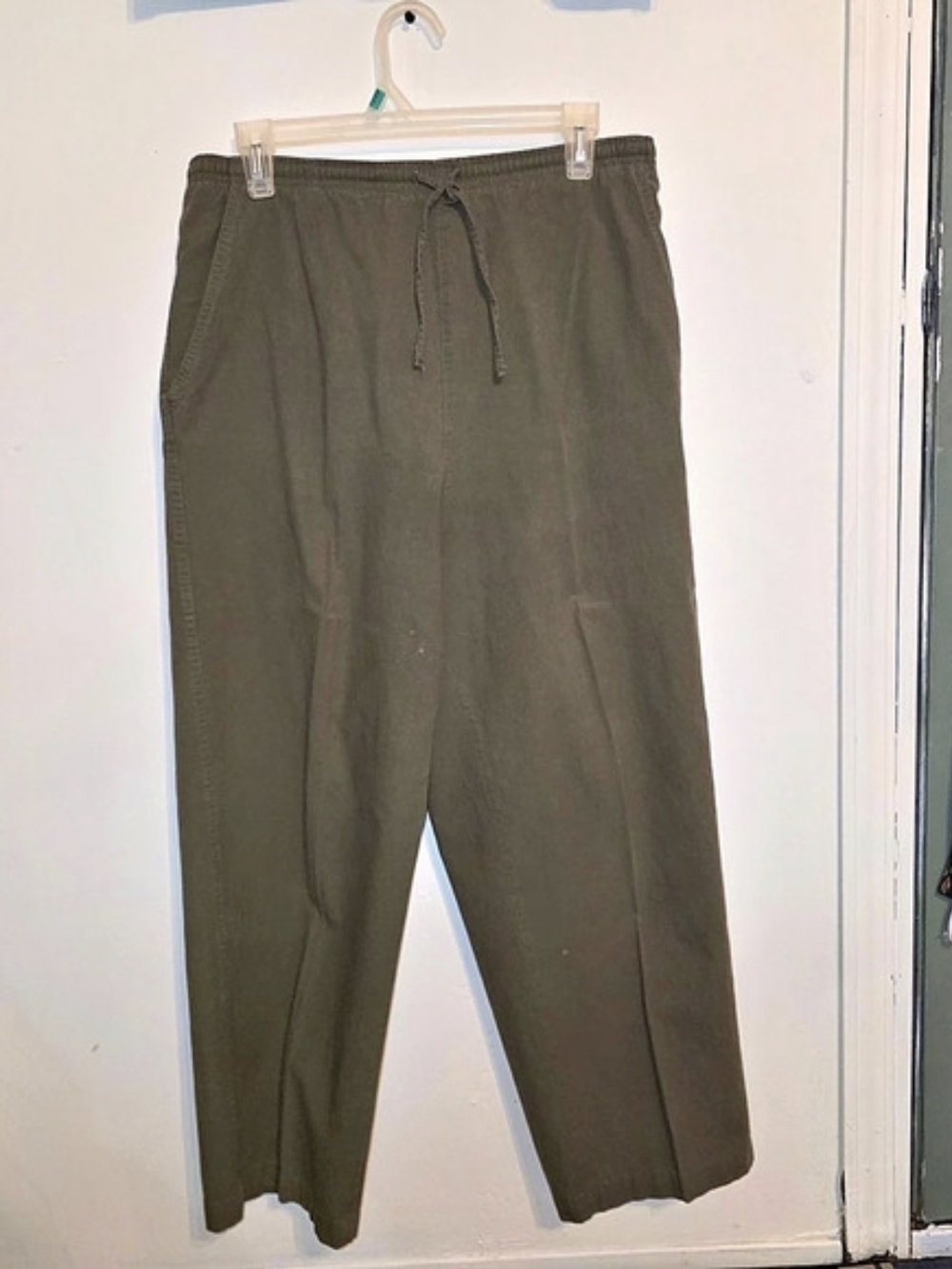 Annex Casual Corner Annex Petite Green Petite Shirt & Jogger Set
